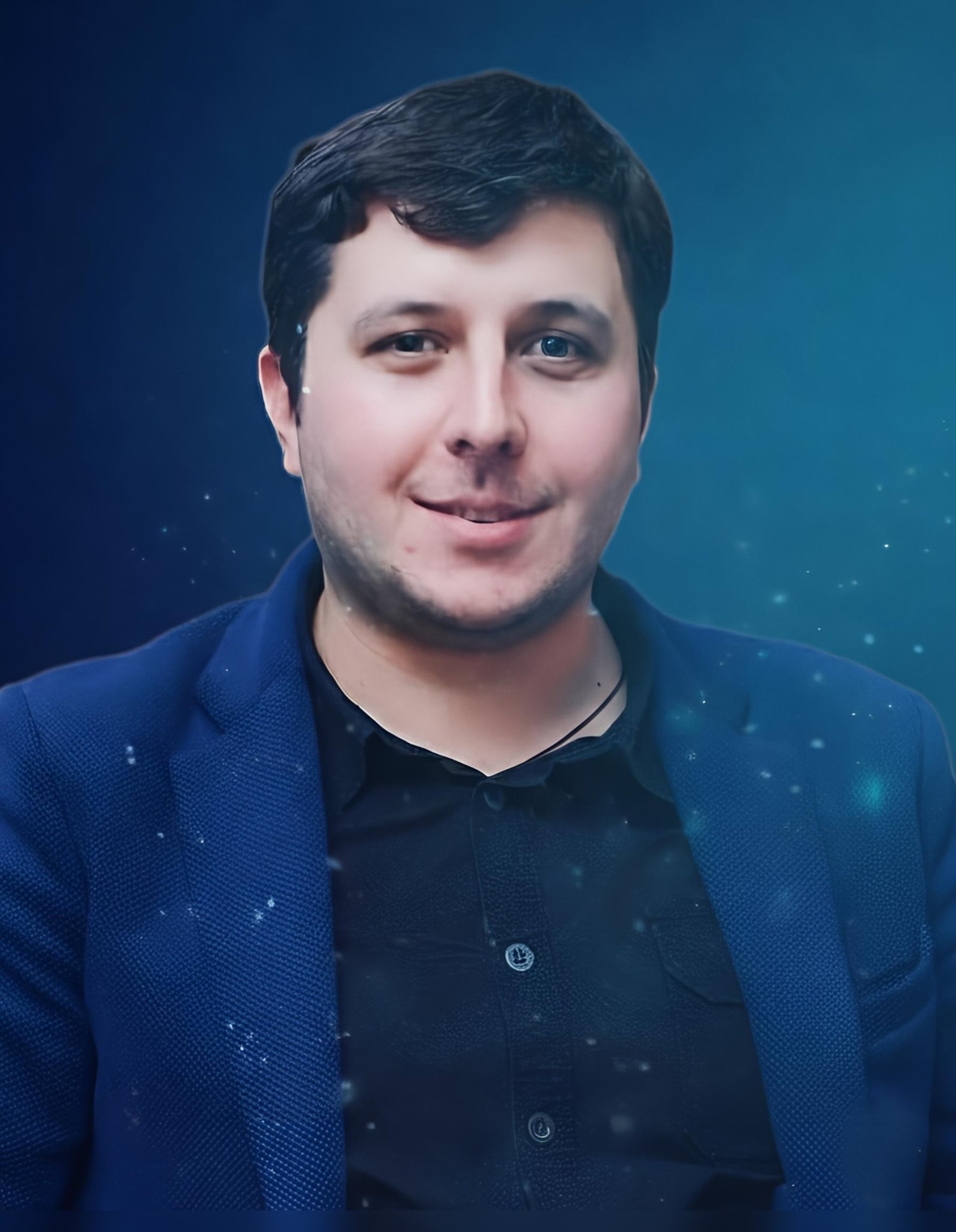 Portrait of Max Didur, director at Vimaxus agency.